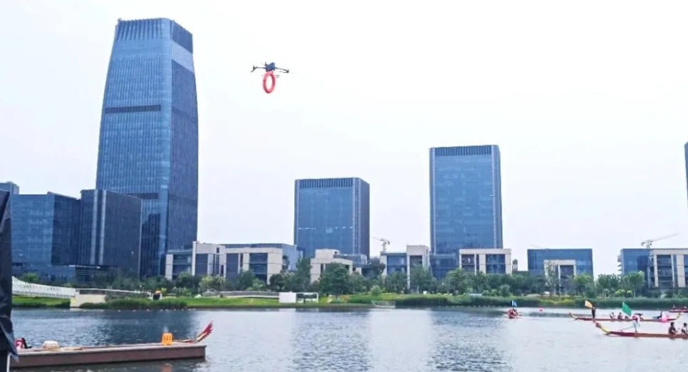 “空中骑手”来了！下沙火出圈的无人机配送，如今飞入江东片区